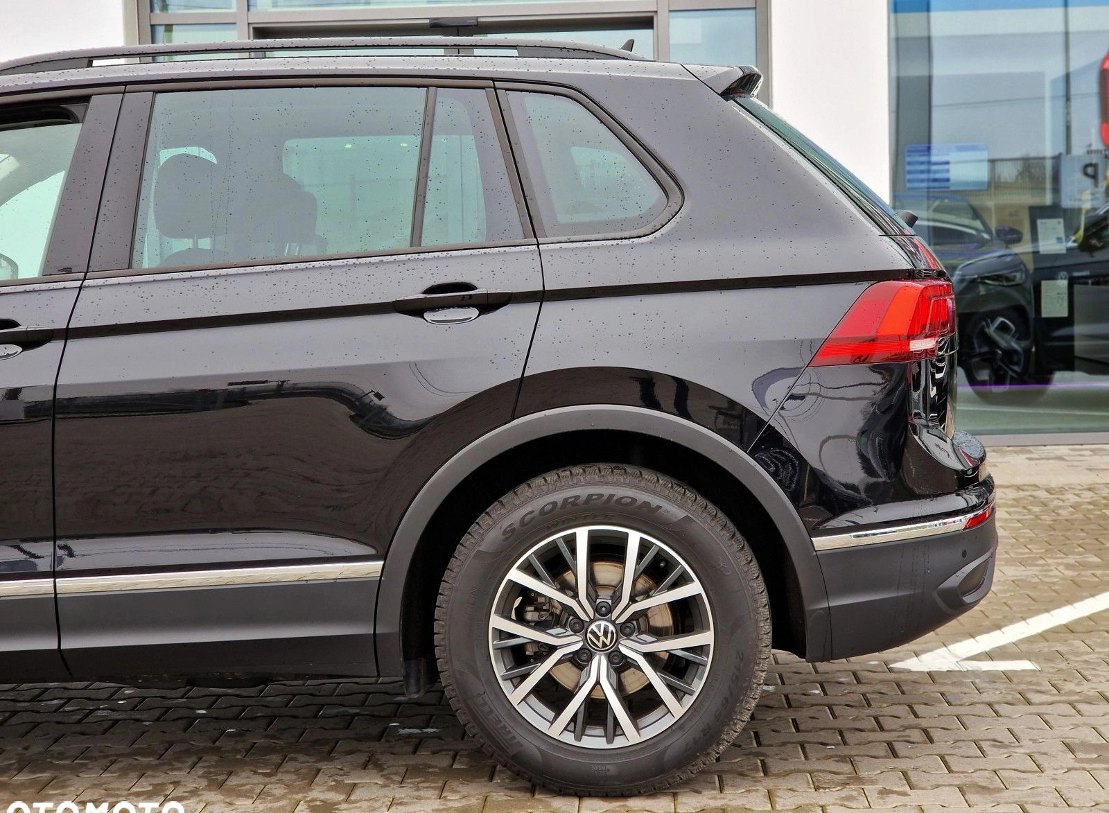 Volkswagen Tiguan cena 135500 przebieg: 6900, rok produkcji 2023 z Ciechocinek małe 407